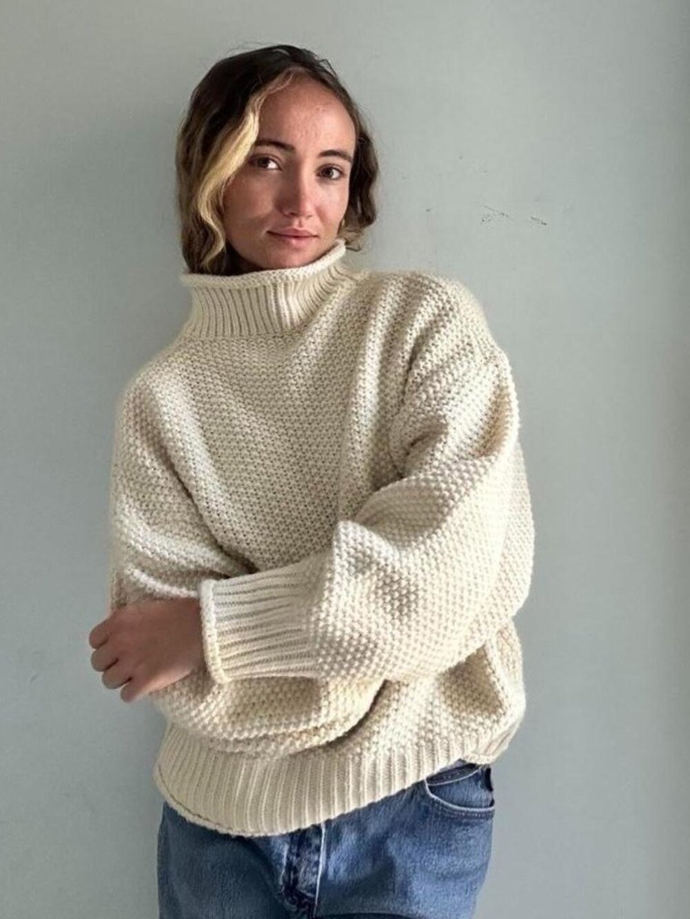 Women's White / Cream Jumper/Sweater